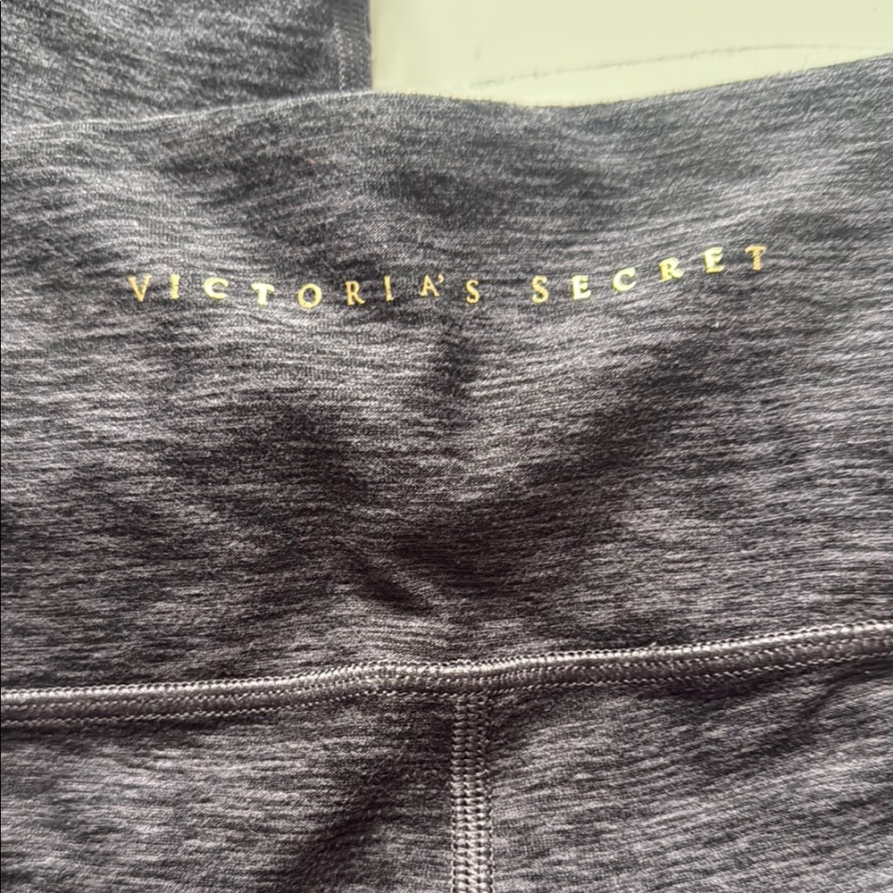 Victoria's Secret Gray and Green Leggings Soft Stretchy Comfort. ( Lot of 2 ) - Picture 13 of 14